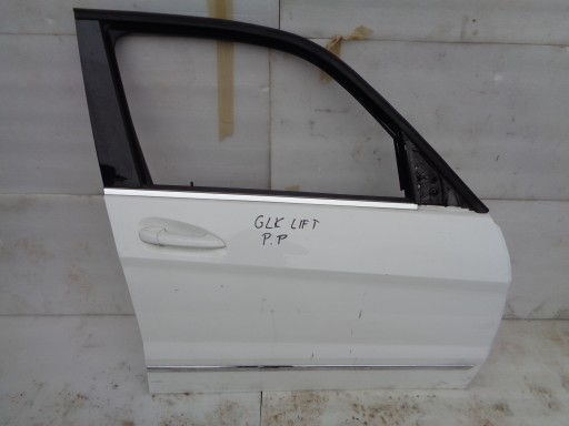 3245262 - Праві вхідні двері mercedes glk підйом