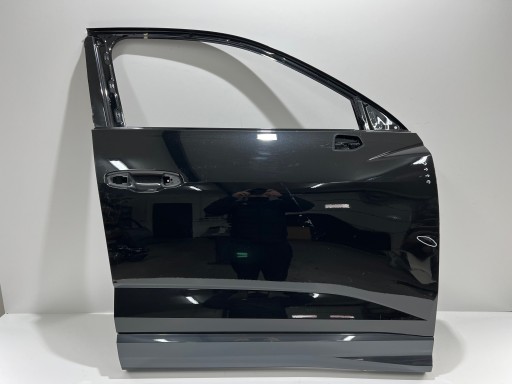 83AAABCD - Правий фронт audi q3 83a sportback