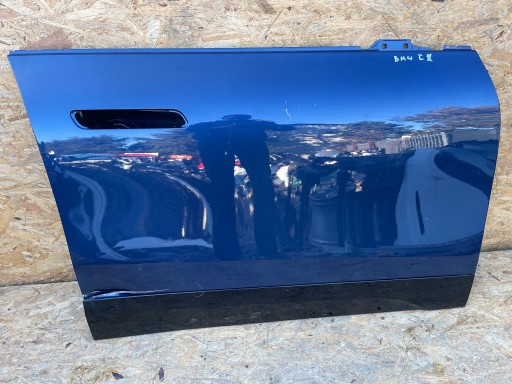 Bmw ix правая передняя дверь