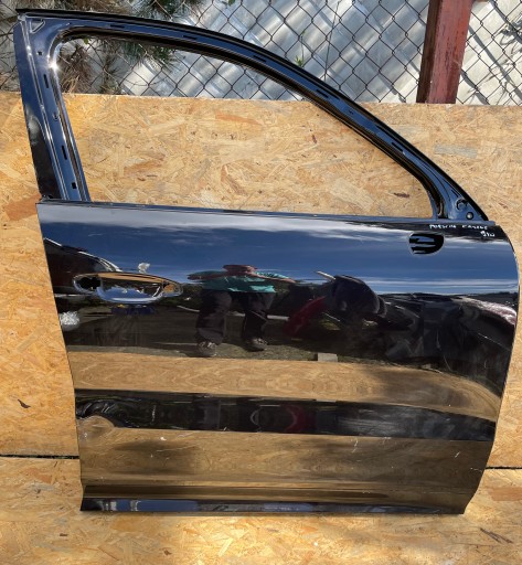 Праві вхідні двері porsche cayenne 9y передня праворуч