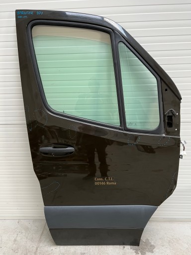 Дверь правое mercedes sprinter 907 w907