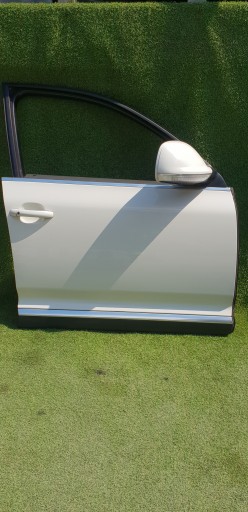 Передние правые левые двери touareg и 7l