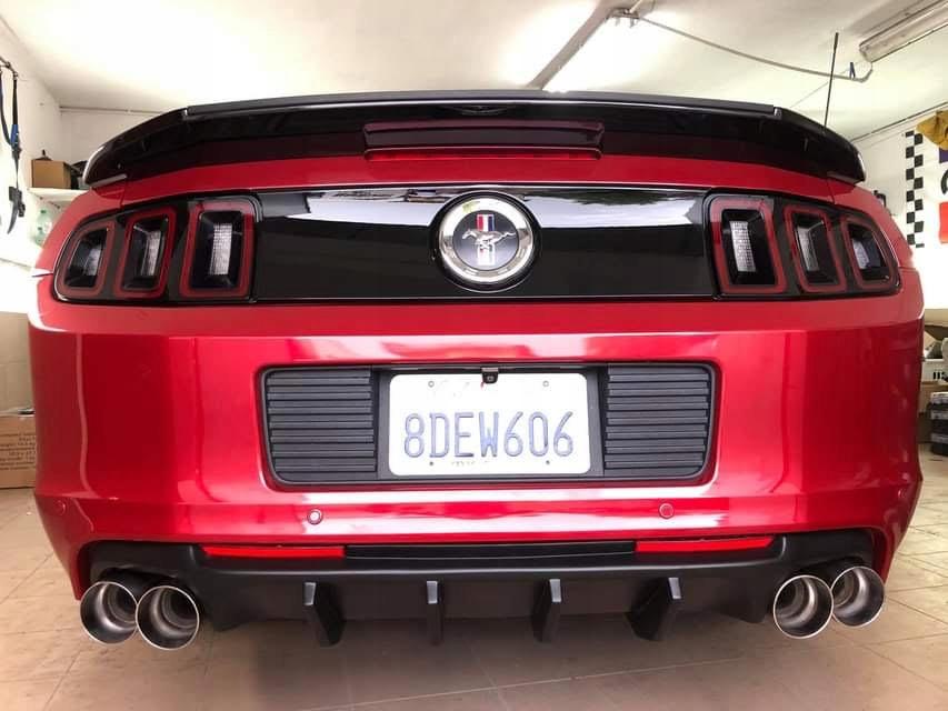 Диффузор спойлер юбка Shelby MUSTANG 2013-2014