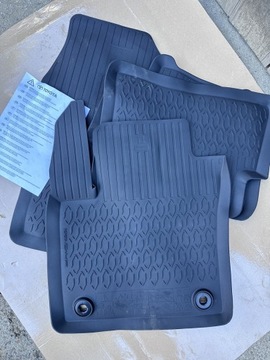 Оригинальные резиновые коврики Toyota C-HR OEM
