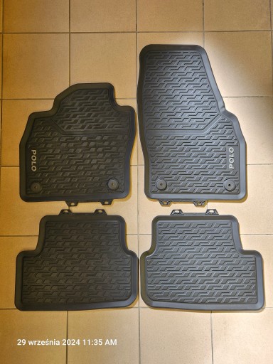Коврики оригинальные резиновые Volkswagen Polo VI 5d - 4 детали + коврик в багажник!
