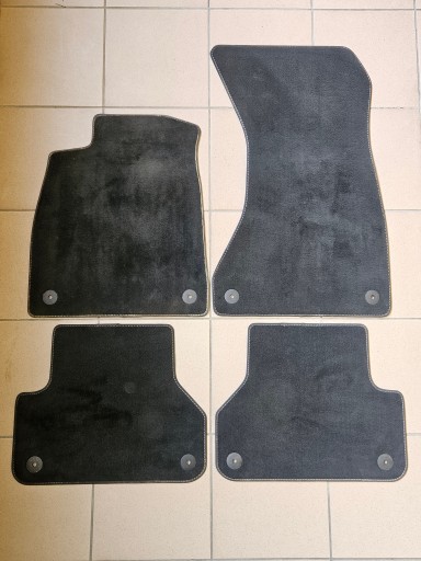 OE Audi A5 (F5) велюрові килимки - комплект - 8W0864450B