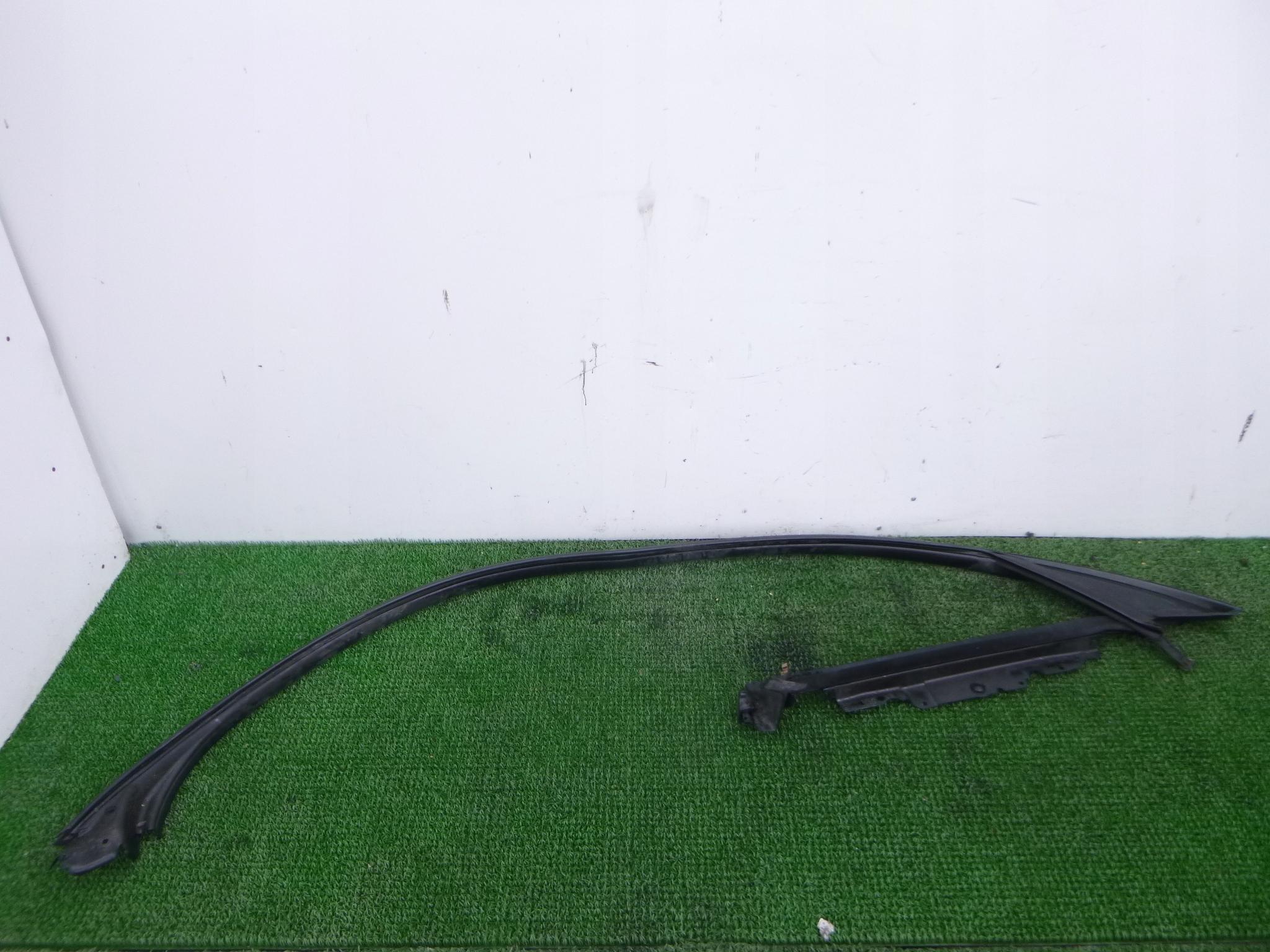 E-Class W207 COUPE скло прокладка ліва оригінал