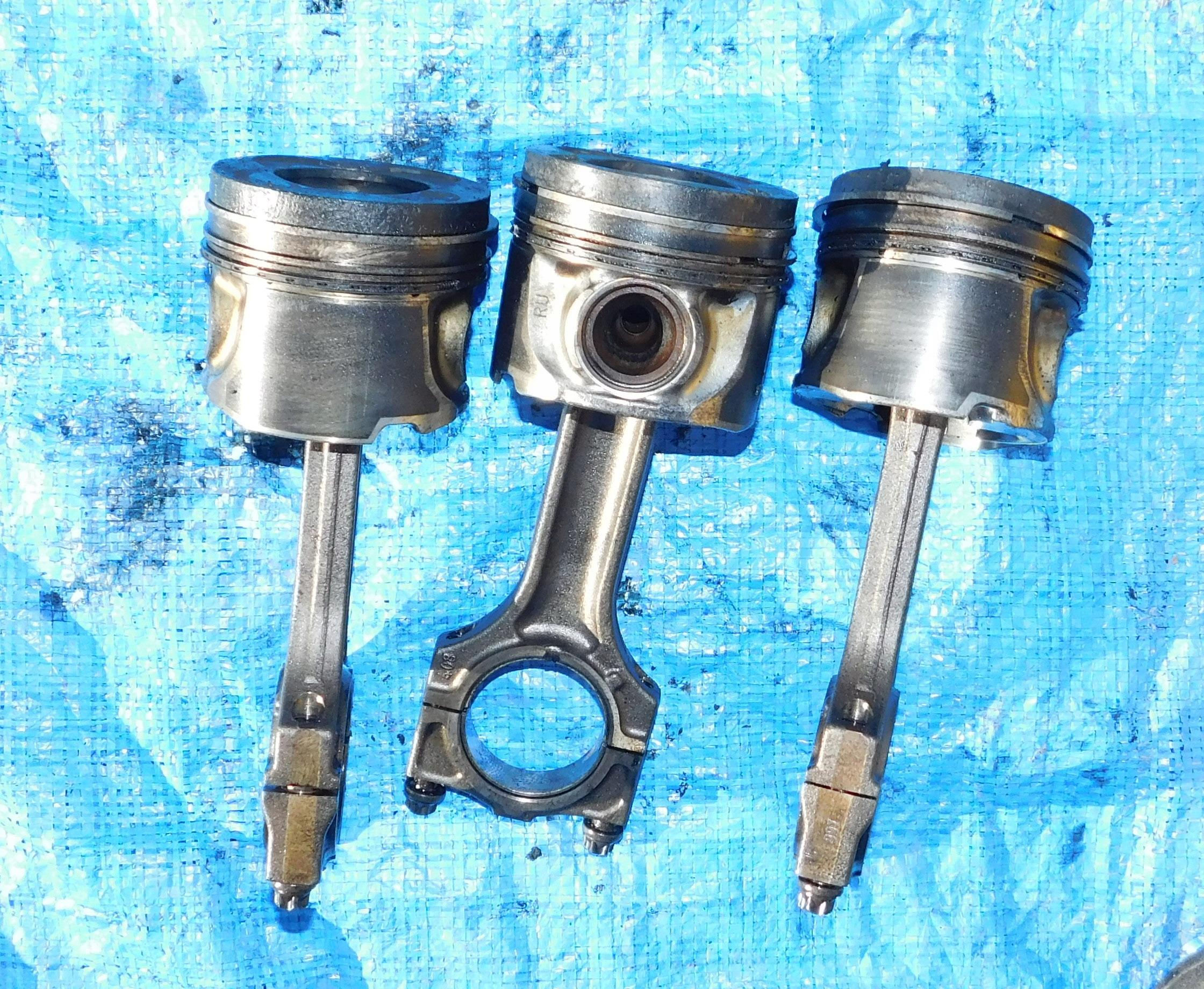 E60 E61 3.0 D 218km M57 306d2 поршень + шатун