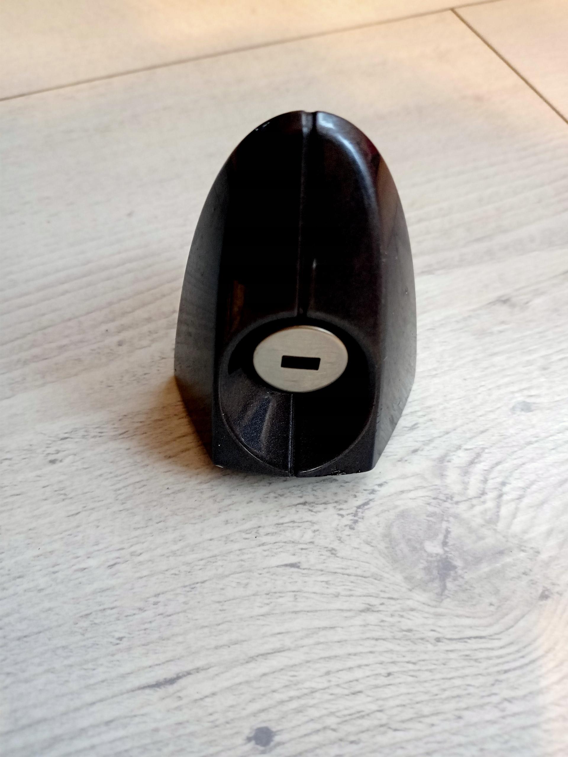 8A6A-21991-AA - ECOSPORT ВСТАВКА ЗАМКА КЛЮЧА ДВЕРІ ЗАМОК КРИШКА