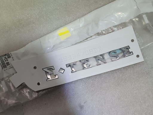 98334709 - ЕМБЛЕМА НА КРИШКУ БАГАЖНИКА CITROEN DS E-TENSE