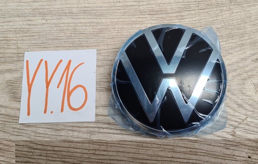 ЕМБЛЕМА НА КАПОТ VW GOLF VIII 5H0853630A