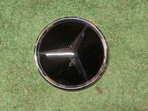 A000 - ЛОГОТИП ЕМБЛЕМА MERCEDES W206 решітка A0008881800