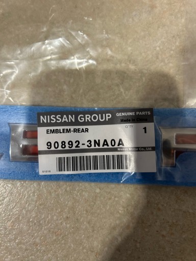 ЭМБЛЕМА NISSAN ЛИСТ OE 908923NA0A