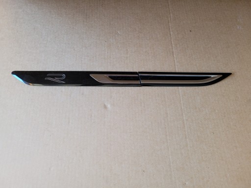 ЕМБЛЕМА НА КРИЛО ДВЕРІ VW ARTEON R-LINE 3G8853688H 3G8853688J