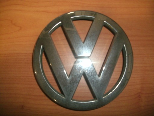 РЕШЕТКА ЭМБЛЕМА VW FOX ORIGINAL 5Z0853601B