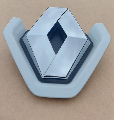 628900021r - ЕМБЛЕМА НА КАПОТ RENAULT MEGANE III OV369