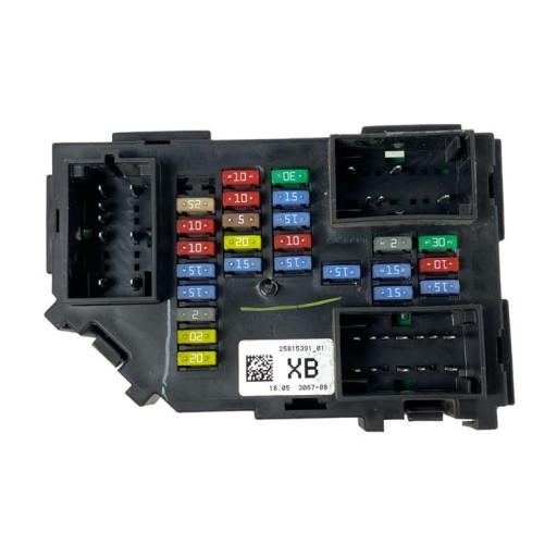 6GM737A - Escalade tahoe yukon avalanche 08-11 коробка запобіжників оригінальний oem