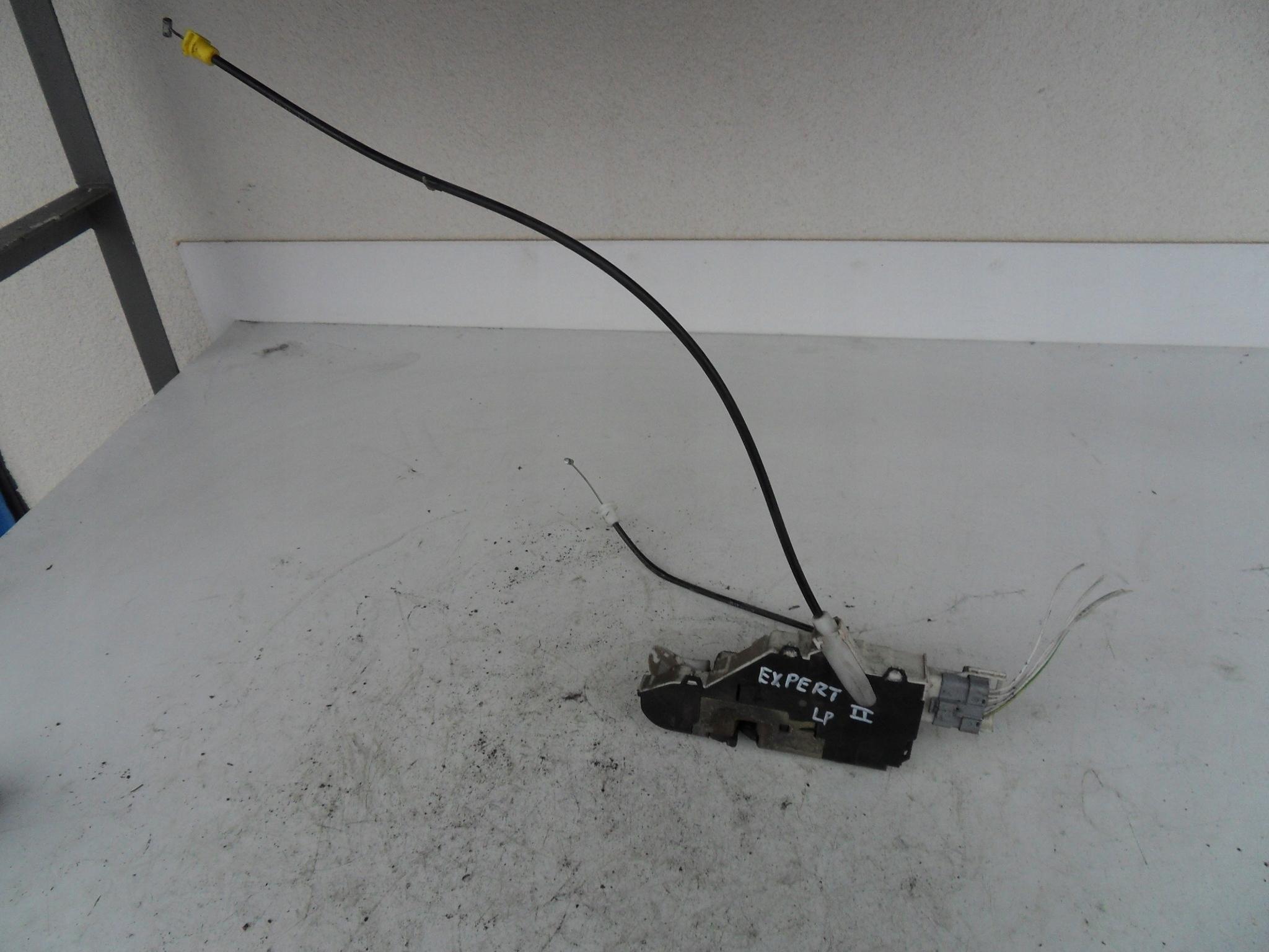 2 2006-2016 - EXPERT II 06-16 ЗАМОК ПЕРЕДНЬОЇ ЛІВОЇ ДВЕРІ ЄВРО