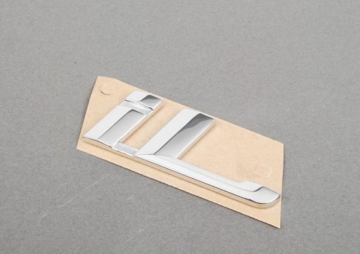 Емблема BMW E32 E38 наклеєна ззаду, оригінал 51148136273