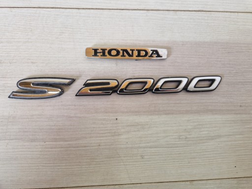 Эмблема Хонда С2000