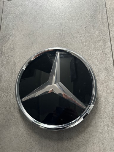 MERCEDES BENZ Емблема із зірочкою A0008880111