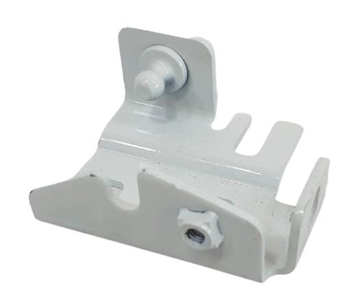 K8D2-16150-AC - Evoque II крепление крыла передний левый новый ORIGI