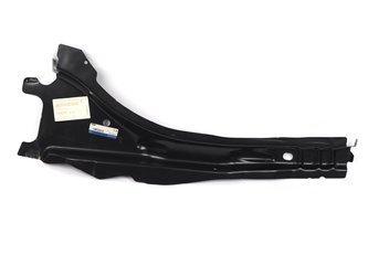 3M51-R16185-AN - ФАРТУК ЛЕВЫЙ ФОКУС СТРИНГЕРА 08- 11- 14- C-MAX