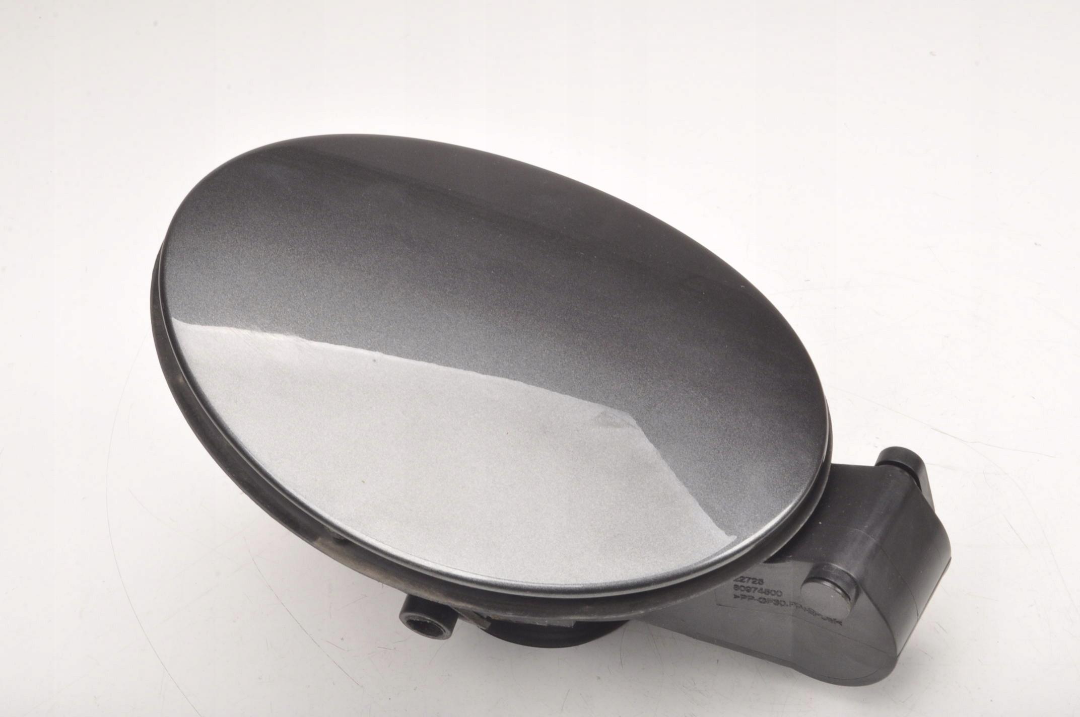 FERRARI CALIFORNIA КРЫШКА ТОПЛИВНОГО БАКА 740