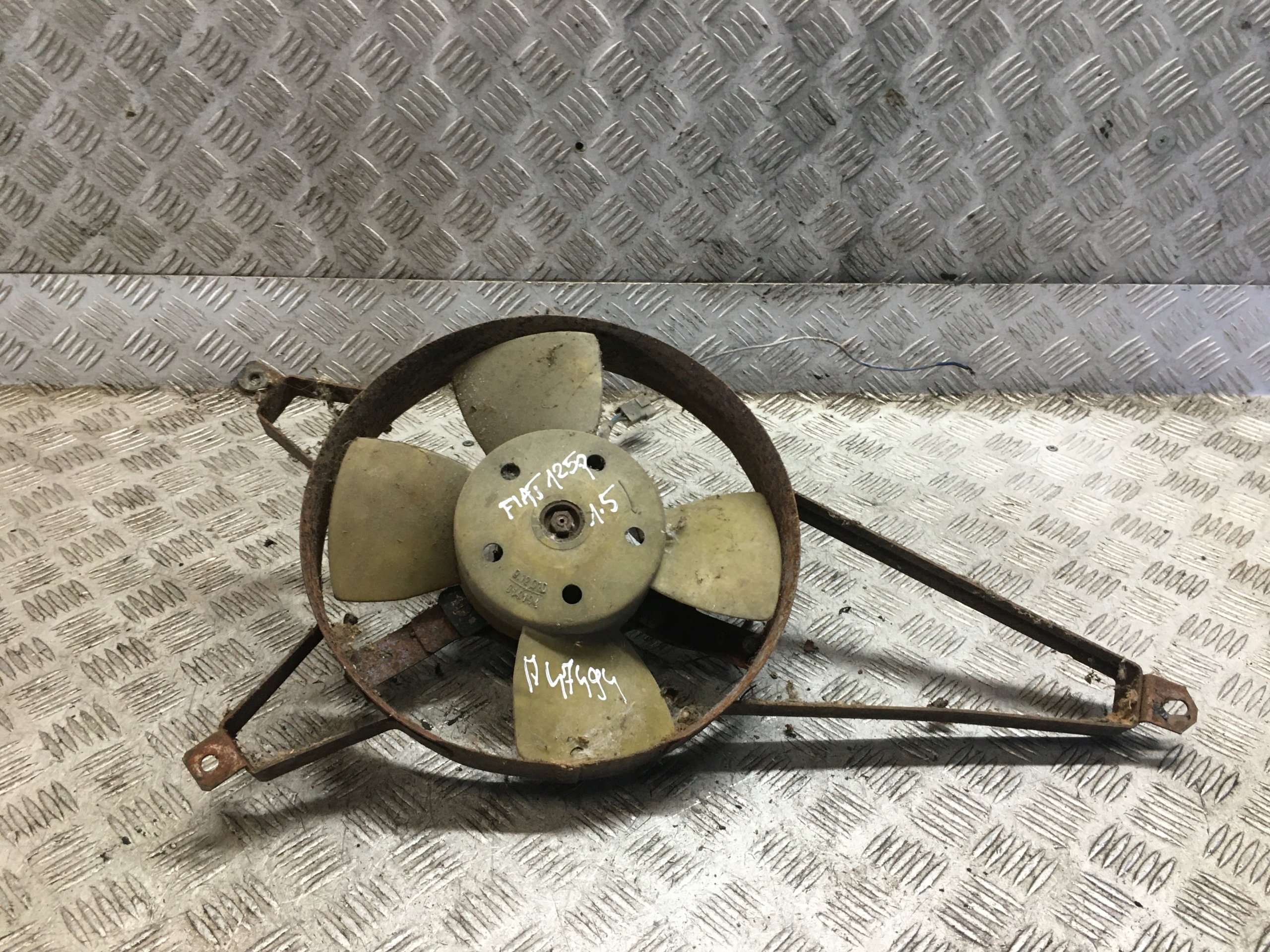 FIAT 125P 1.5 ВЕНТИЛЯТОР РАДИАТОРА