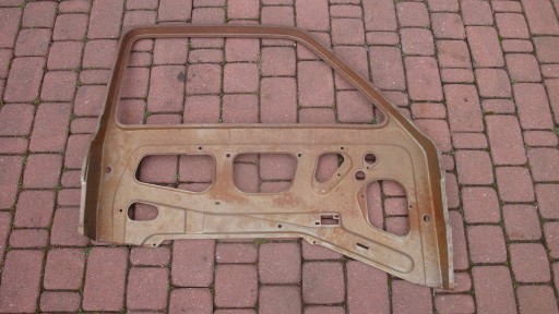 000 - FIAT 126p FSM НОВАЯ РАМА, КРЫШКА ДВЕРИ ПРАВАЯ