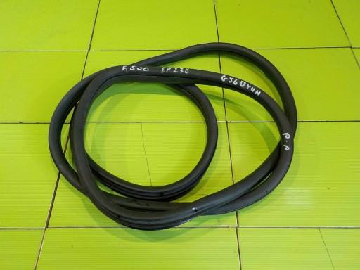 FIAT 500 10R ущільнювач передньої правої двері