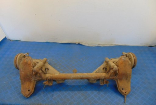 Задняя балка fiat cinquecento в сборе.