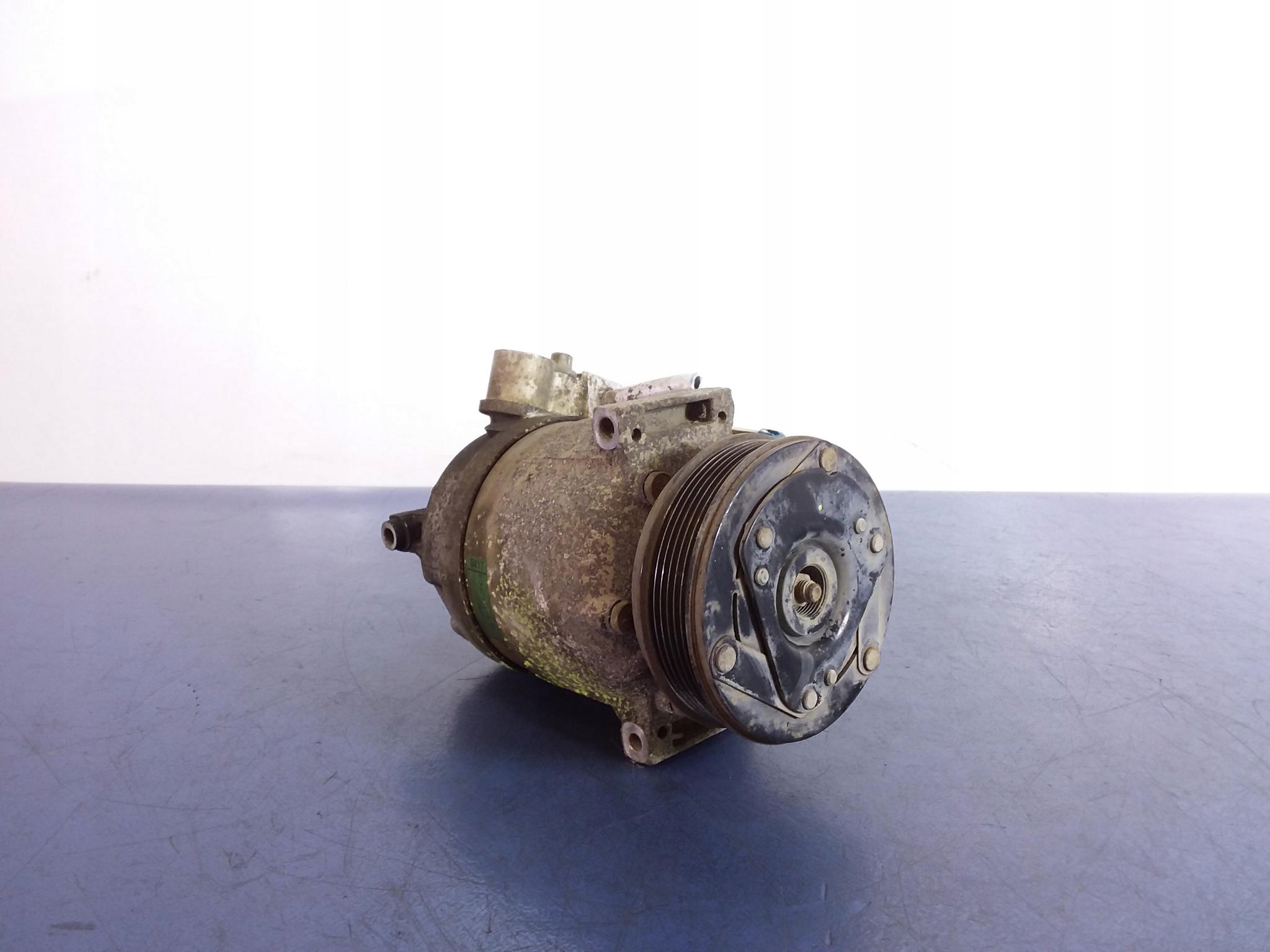 КОМПРЕССОР КОНДИЦИОНЕРА FIAT CROMA II 1.9 51810417