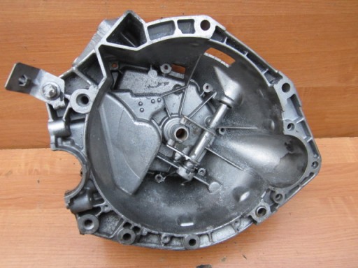 SKRZYNIA 5 BIEGÓW SILNIK - FIAT STILO 1.6 16V КОРПУС КПП 46813576