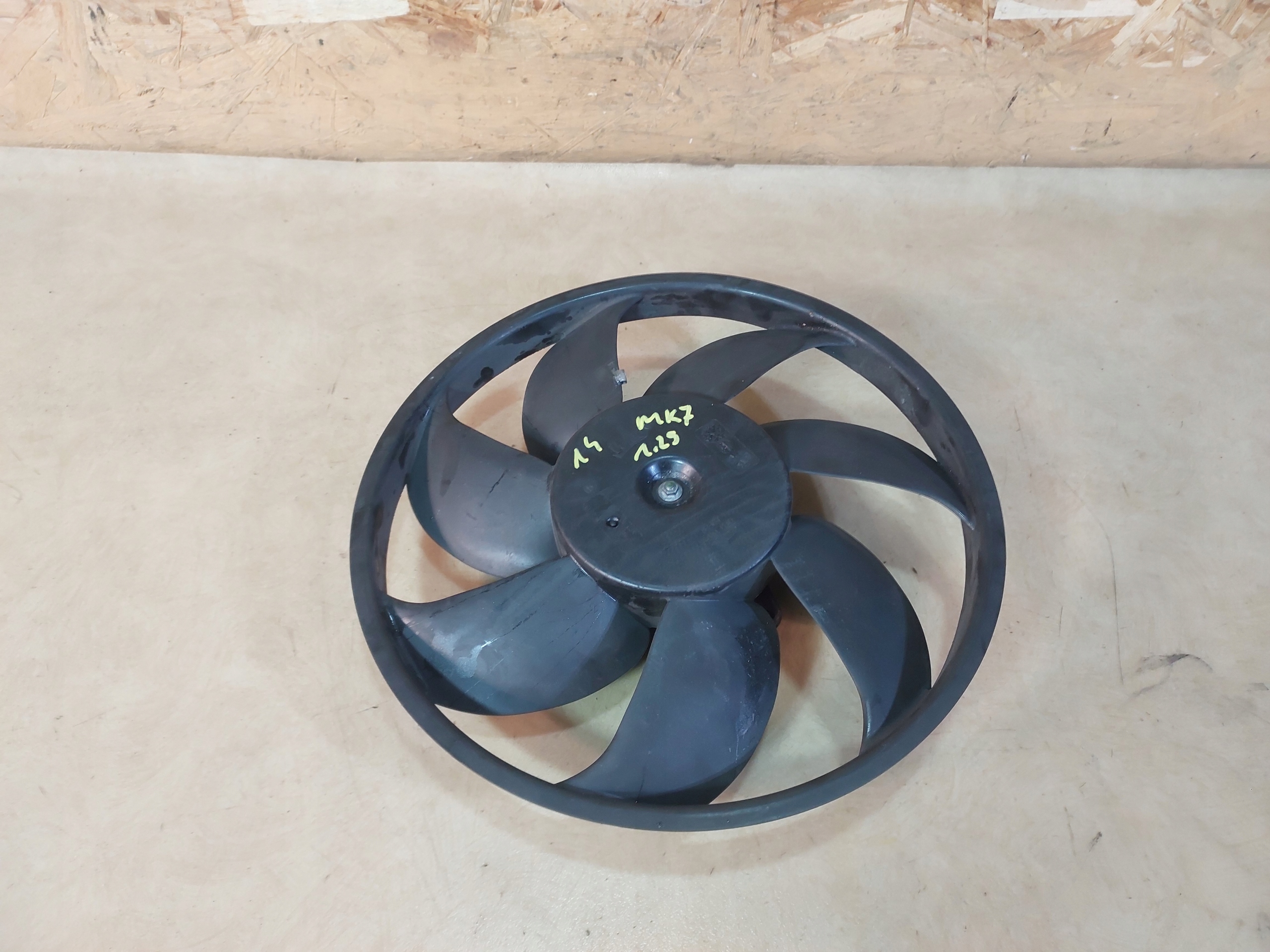 FIESTA MK7 1.25 1.4 ВЕНТИЛЯТОР РАДИАТОРА