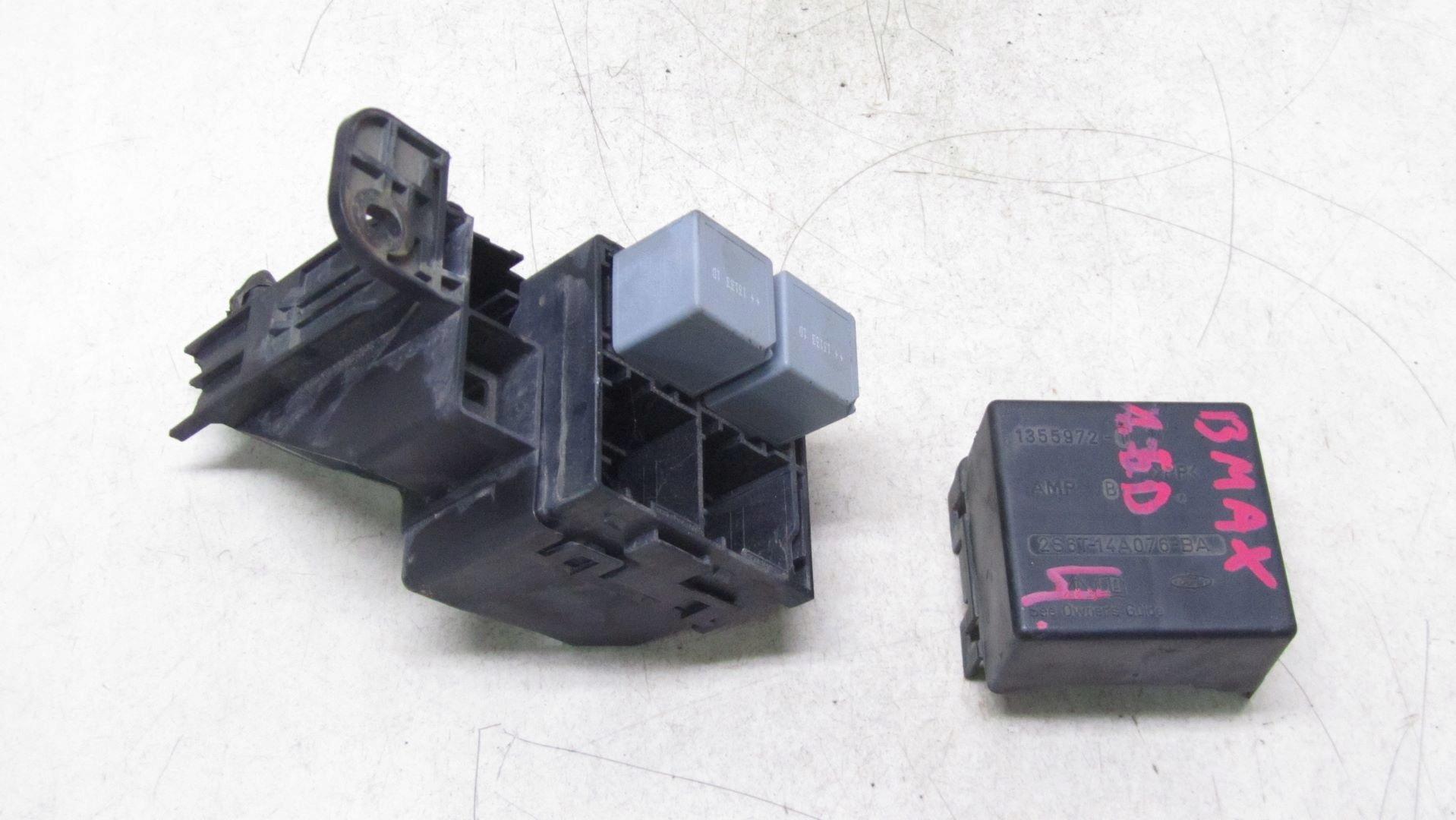 043/004 - FORD B-MAX 1.5 БЛОК ЗАПОБІЖНИКІВ 12-17 4