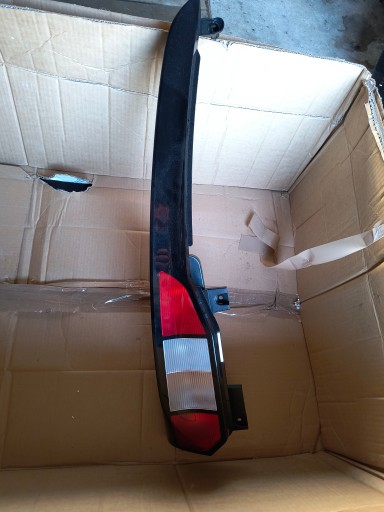 Ford Connect Tourneo MK3 Caddy IV задня лампа залишила новий оригінал