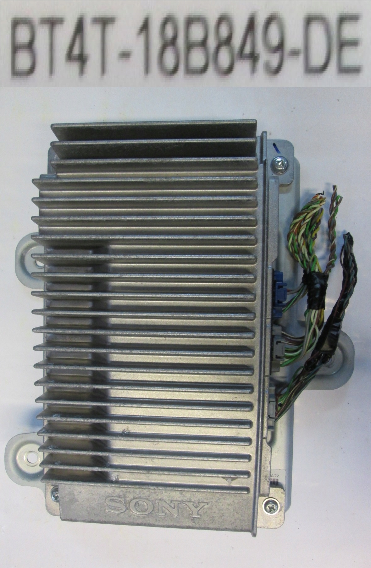 MBT4TB849DB - FORD EXPLORER 11-УСИЛИТЕЛЬ SONY BT4T-18B849-DE