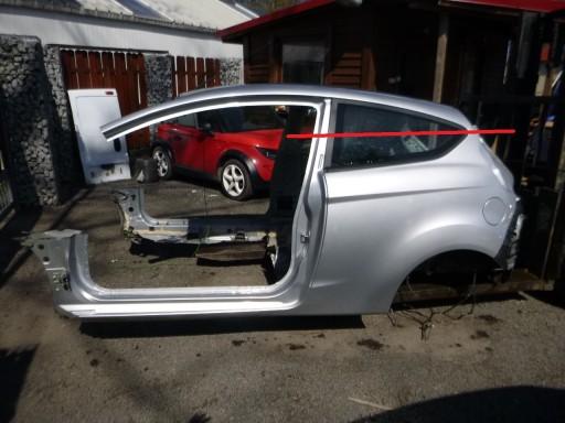 FORD FIESTA MK7 3D ДАХ, РОЗРІЗАНИЙ НА ЧВЕРТЬ СТІЙКИ