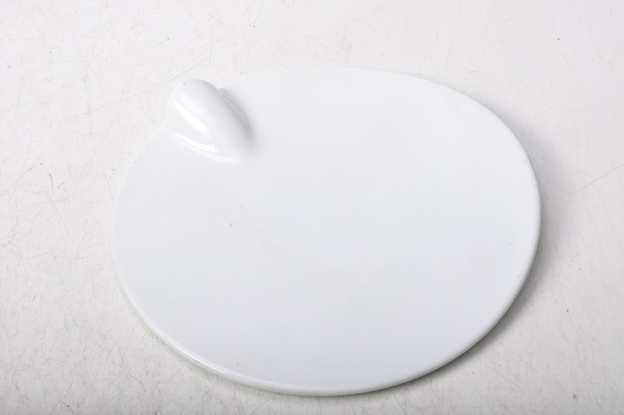 D1BB-A405A02-AAW - КРИШКА ПАЛИВНОГО БАКА FORD FIESTA MK7