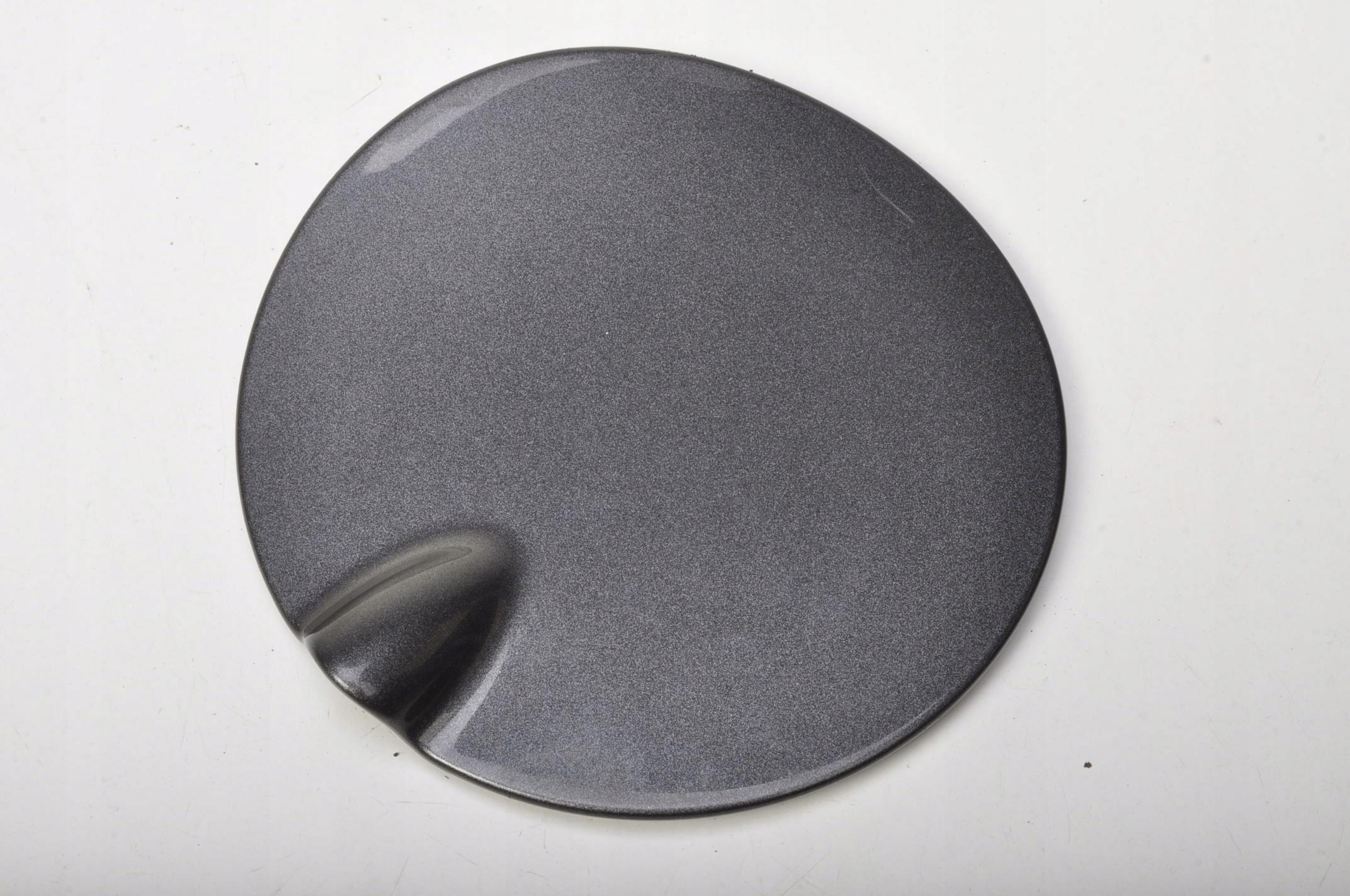 D1BB-A405A02 - КРЫШКА ТОПЛИВНОГО БАКА FORD FIESTA MK7