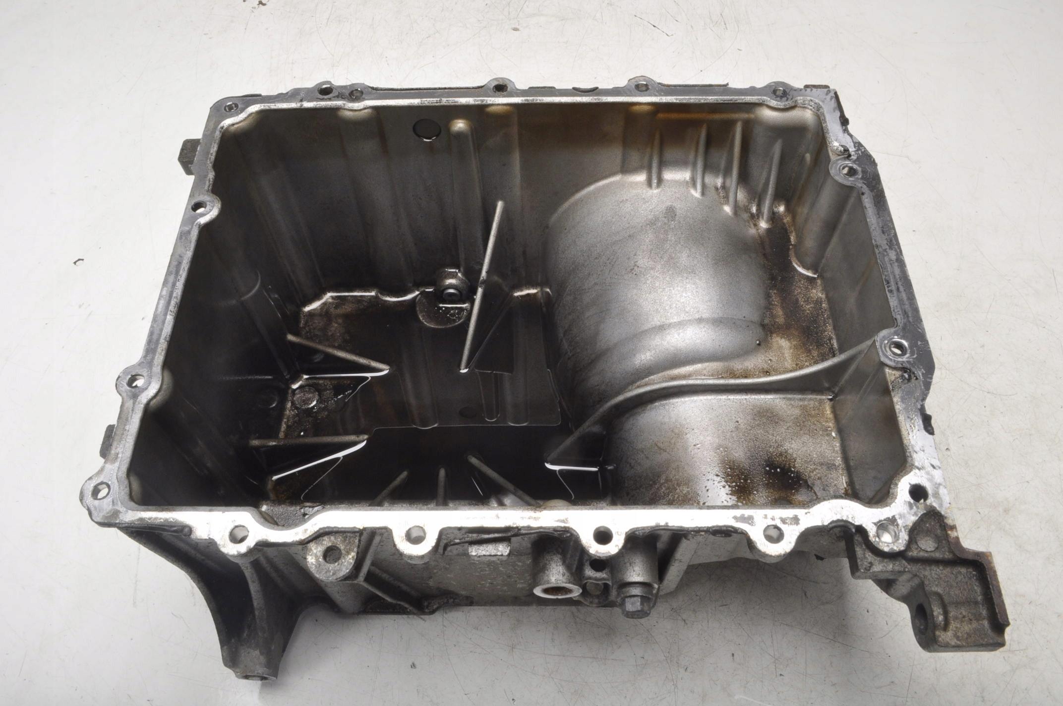 FORD FIESTA MK8 1.0 МАСЛЯНЫЙ ПОДДОН ЧИТАТЬ ОПИСАНИЕ!