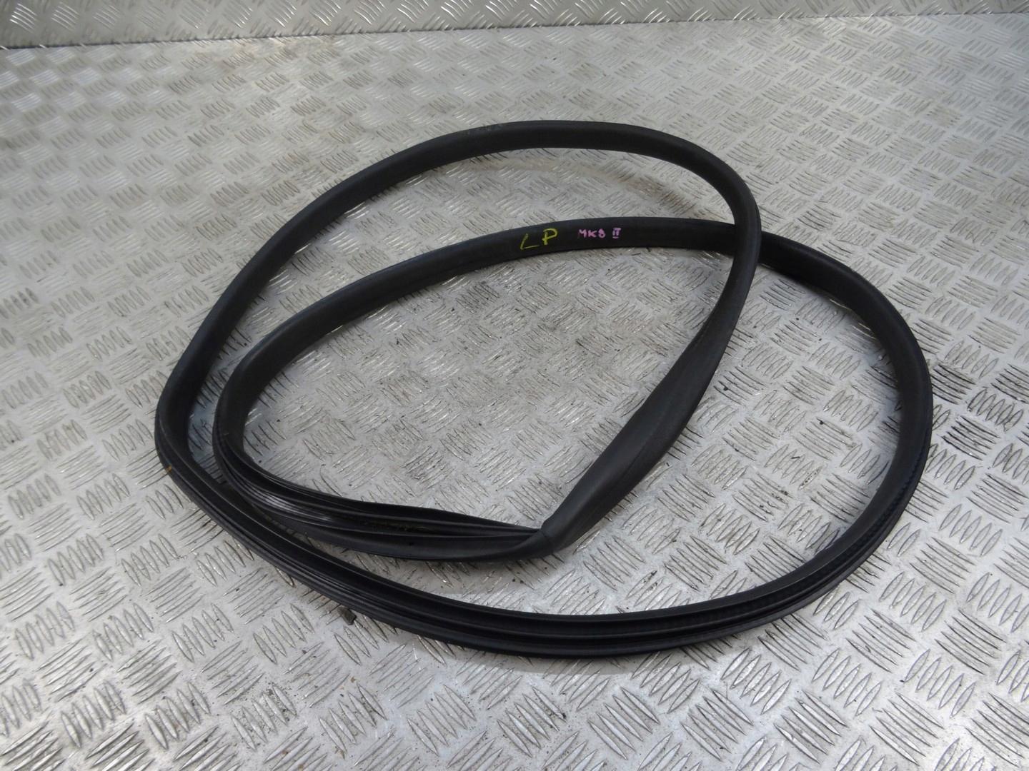 FORD FIESTA MK8 ПРОКЛАДКА ДВЕРЕЙ ЛІВА ПЕРЕДНЯ