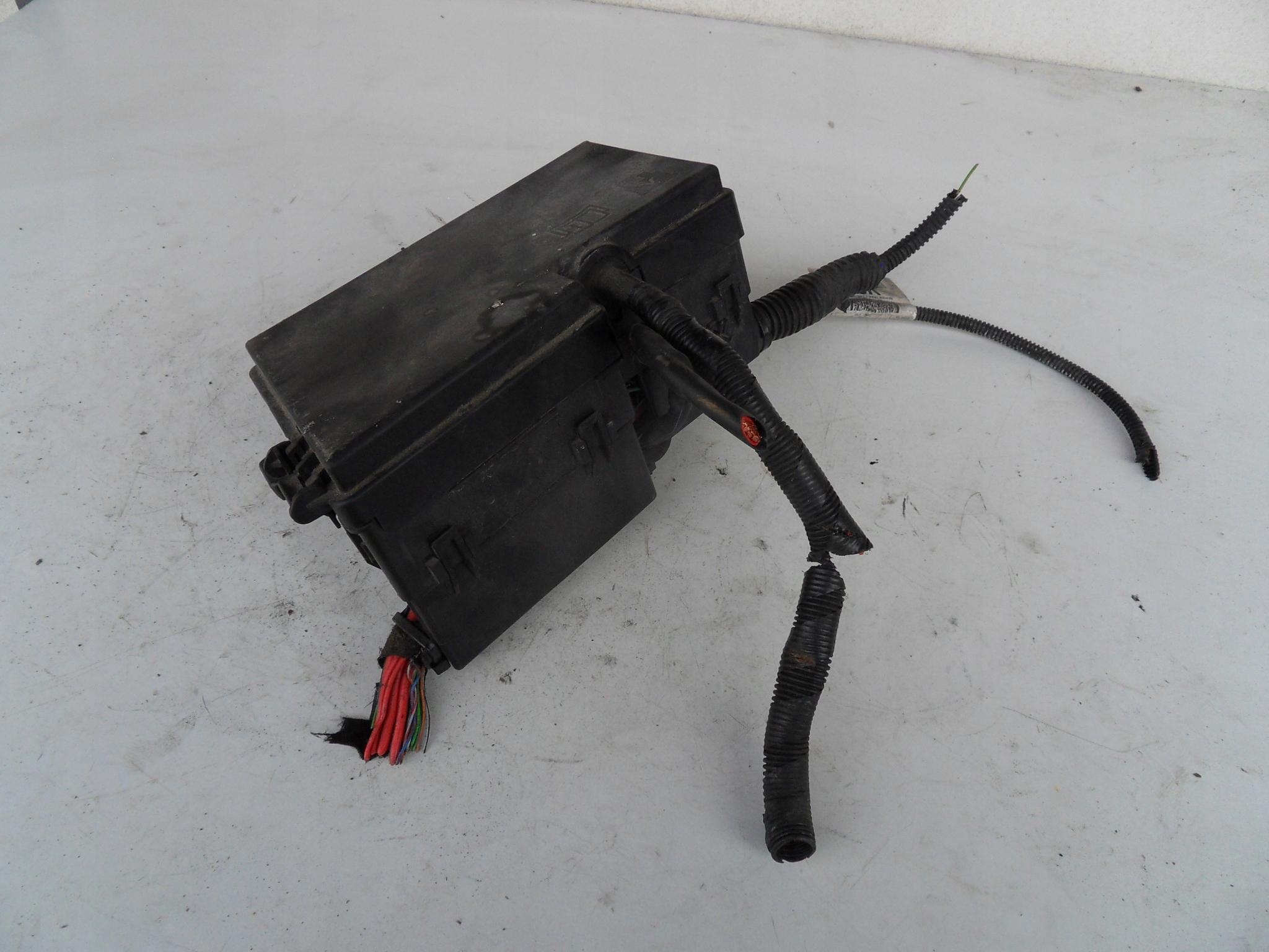 2 9M5T-14A067-CA - FORD FOCUS MK2 08-11 БЛОК ПРЕДОХРАНИТЕЛЕЙ 1.6