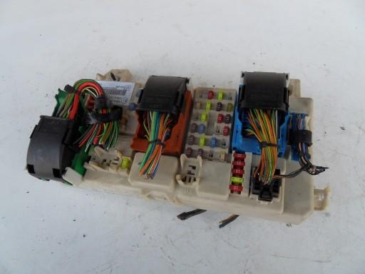 2 7M5T-14A073-CG - FORD FOCUS MK2 08-11 БЛОК ЗАПОБІЖНИКІВ 1.6