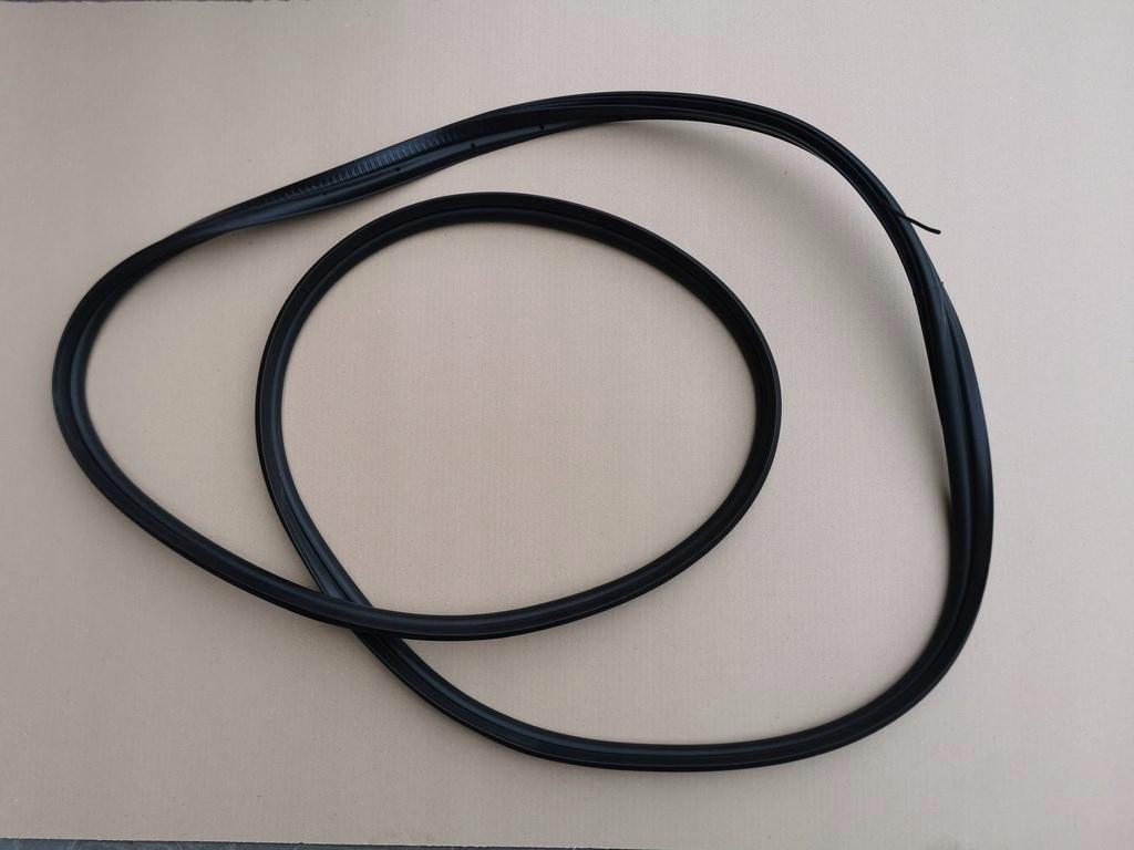 BM51-N404A06-SF - FORD FOCUS MK3 HB 5D 11 - 18R. - прокладка задней крышки