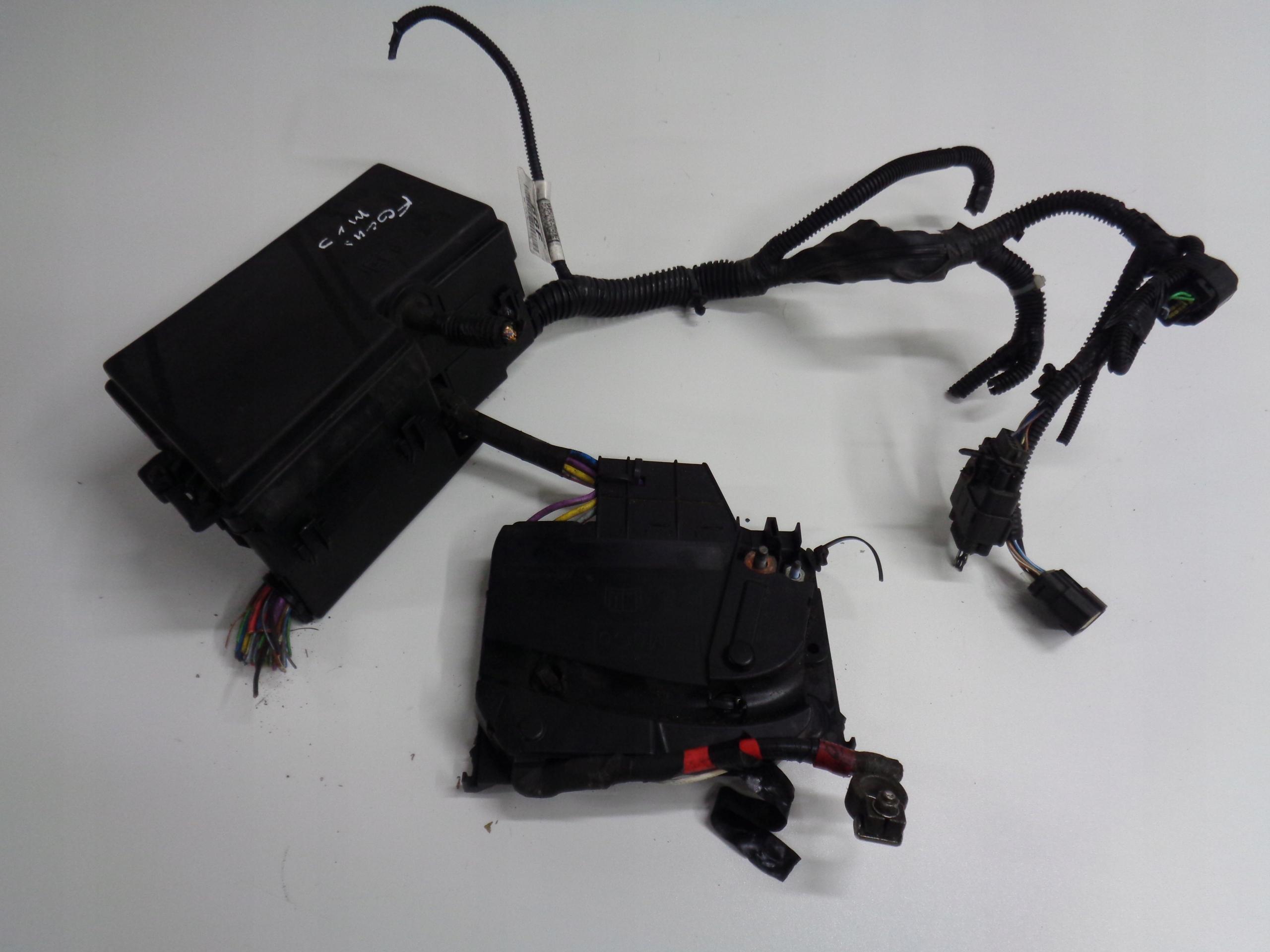 AV6T14A067BB - БЛОК ПРЕДОХРАНИТЕЛЕЙ FORD FOCUS MK3 KUGA TDCI