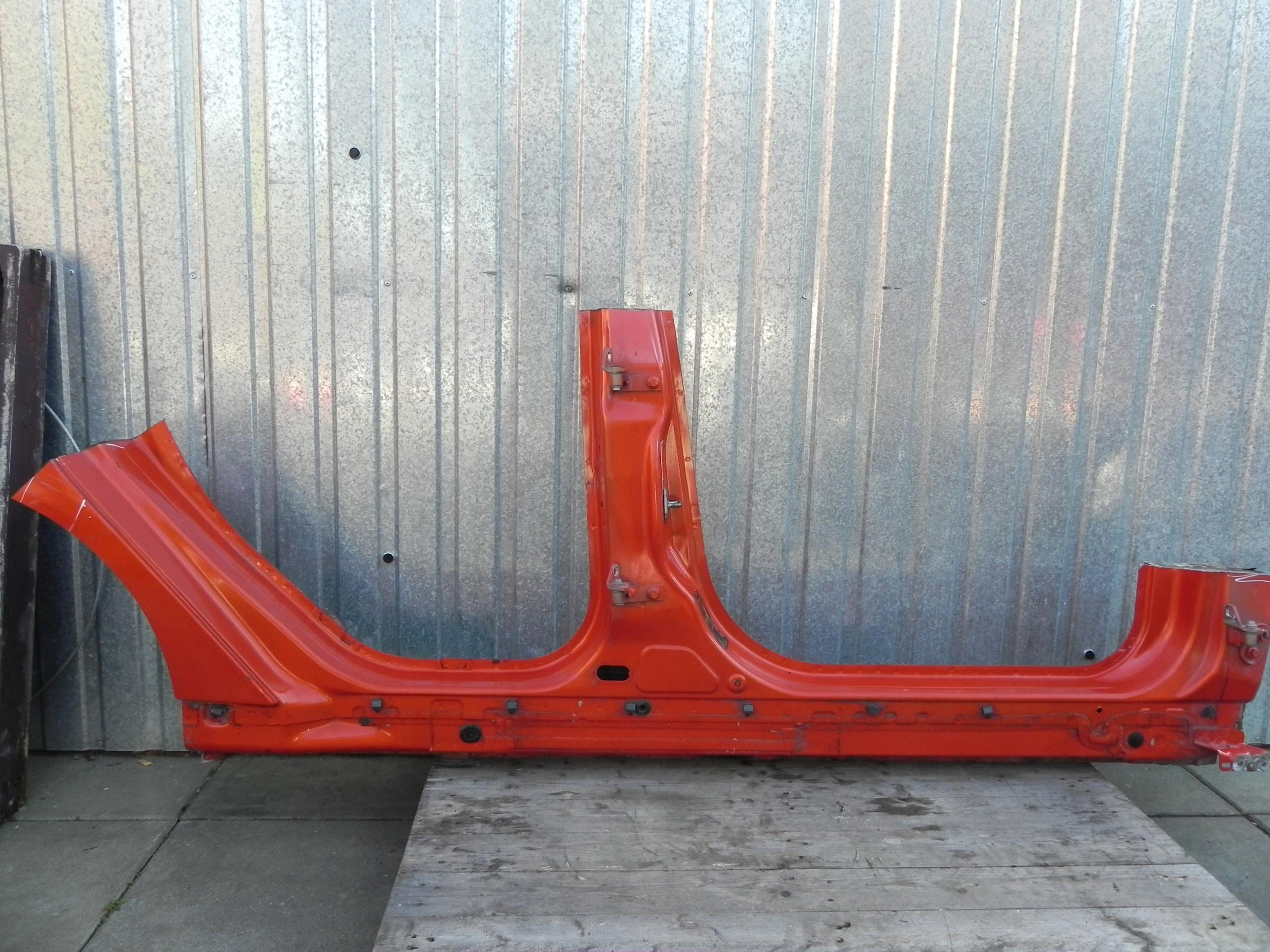 FORD FOCUS MK3 PROG 11-18 БРЫЗГОВИК ПРАВЫЙ