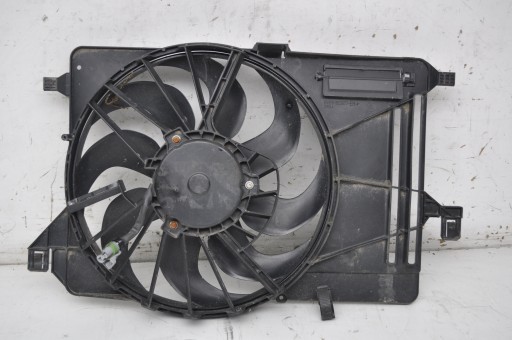 8V61-8C607-EB - FORD FOCUS MK3 ВЕНТИЛЯТОР ВОДЯНОГО ОХОЛОДЖЕННЯ