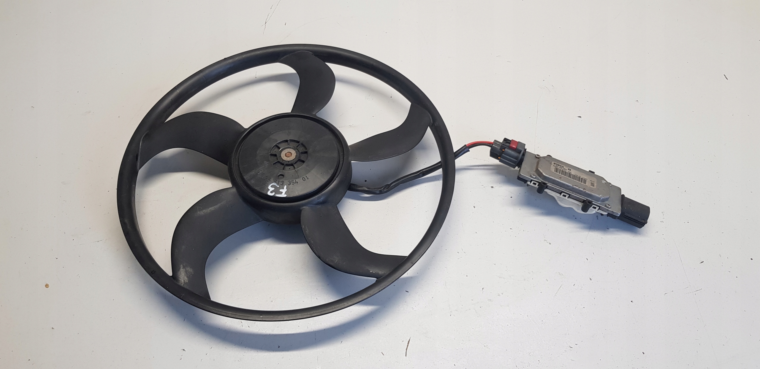 ФОРД ФОКУС MK3 ВЕНТИЛЯТОР ДРАЙВЕР 1137328567